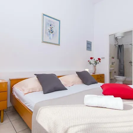 Josip Appartamento Slatine